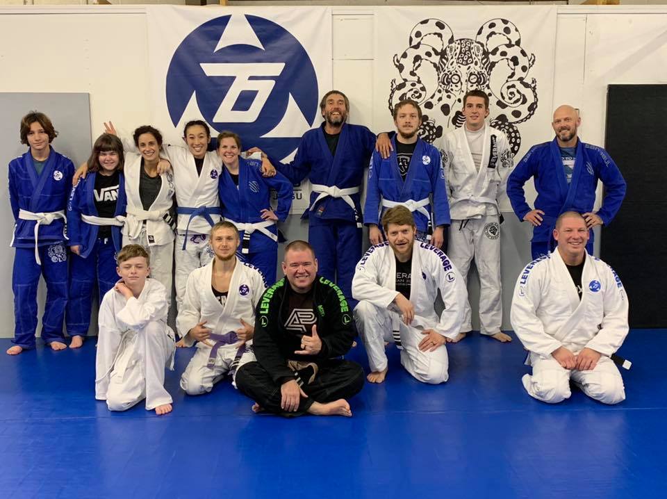 How Jiu Jitsu Teams Family BJJ Fanatics
