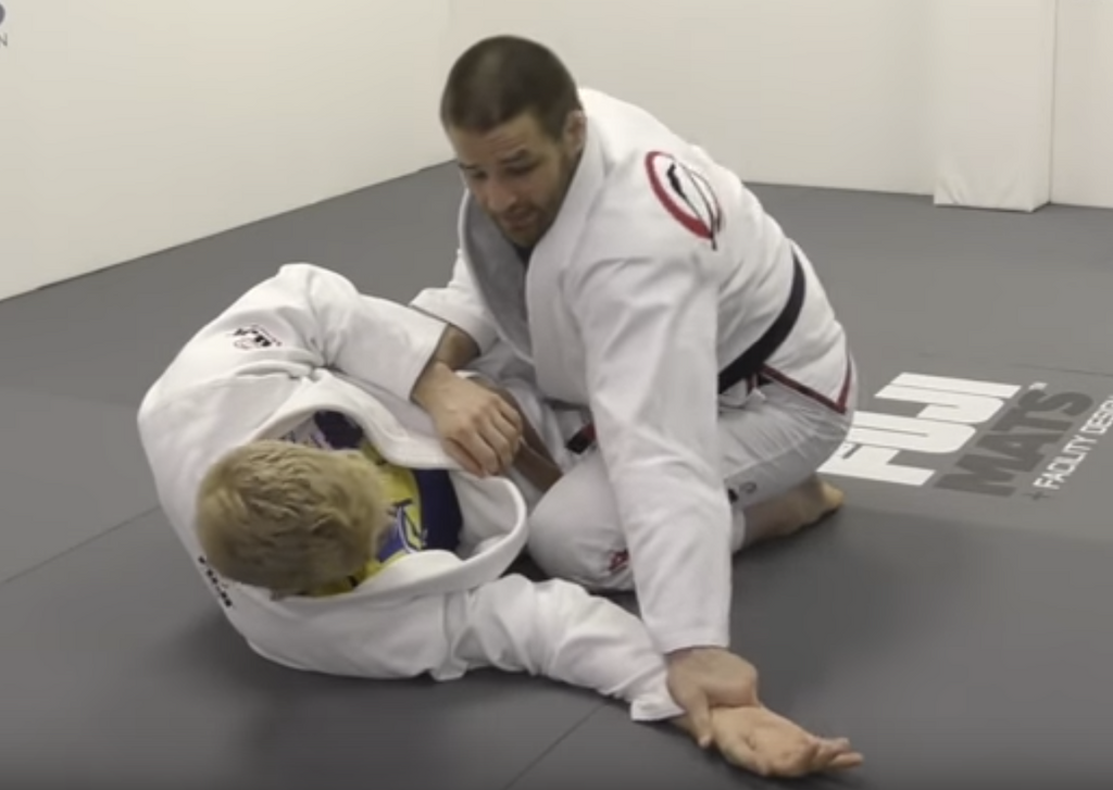 How To Pass The Half Guard In Brazilian Jiu Jitsu