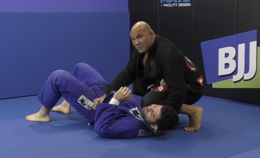 Killer Knee On Neck Control From Roberto “Cyborg” Abreu!
