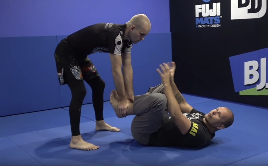 Learn Guard Retention From BJJ Globetrotter Priit Mihkelson