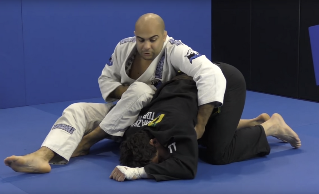 Omoplata Everyone With These Techniques From Bernardo Faria