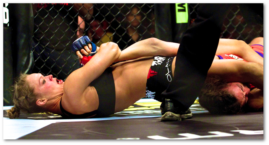 When To Cross Your Feet In An Armbar