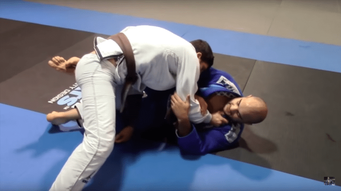 Escape Half Guard With This Hybrid Guard Pass
