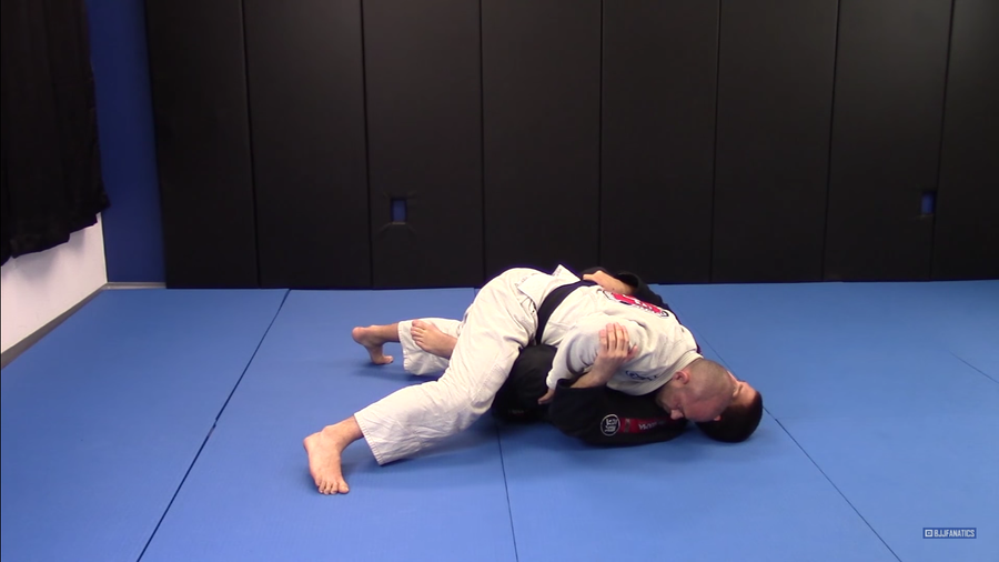 How To Deal With Wrestlers From Butterfly Guard