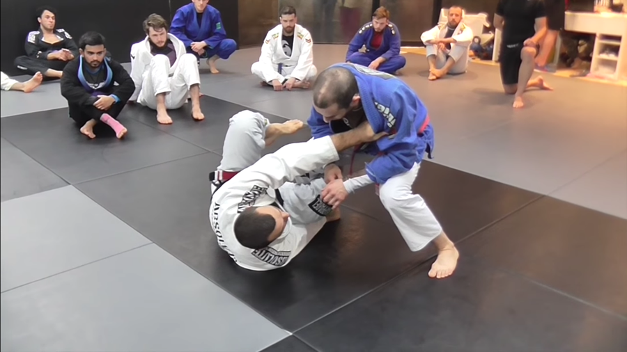 Inverting and the Reverse De La Riva Guard…