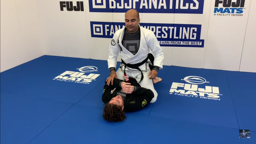 Keeping Mount with Bernardo Faria