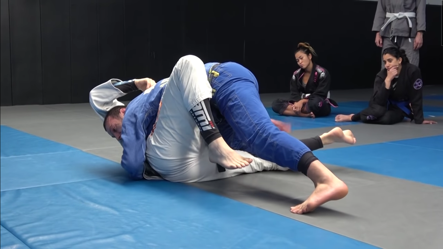 Seamless Guard Passing with Lachlan Giles