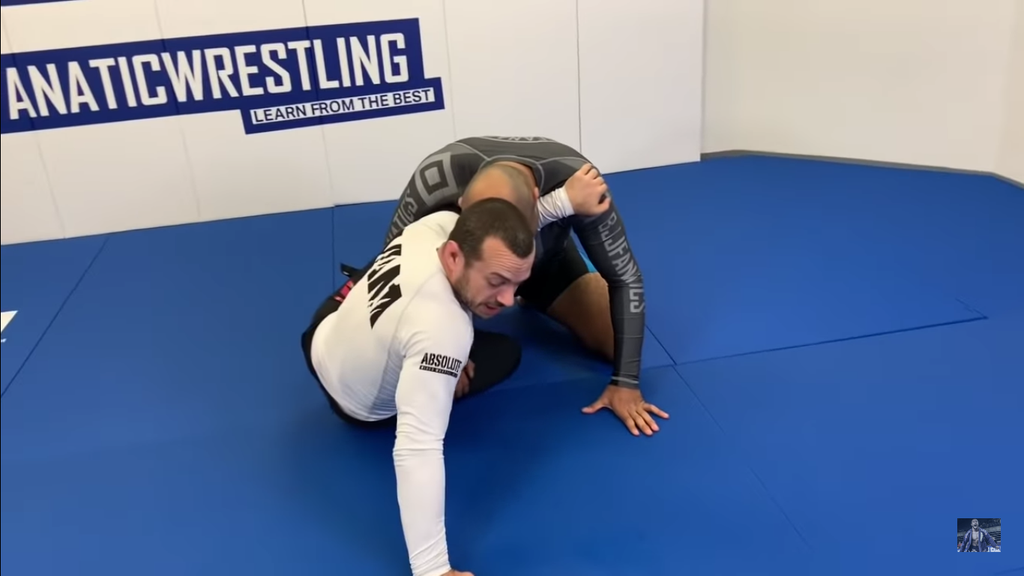 How to Sweep the Bigger, Stronger Opponent with Lachlan Giles