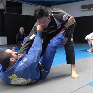 Learn The Collar Sleeve Triangle Setup With Lachlan Giles – BJJ Fanatics
