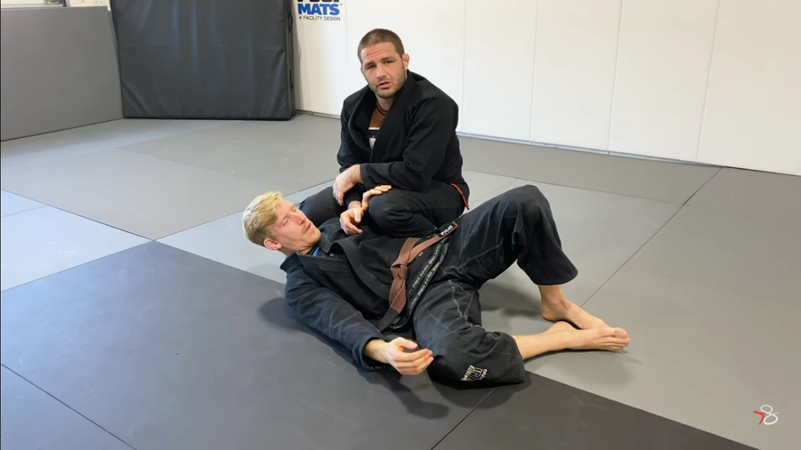 Sneaky Side Control Choke with Travis Stevens