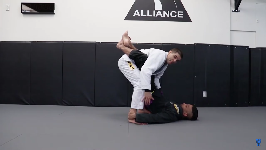 Avoid Getting Swept With This Technical Ankle Sweep Defense With Thomas Lisboa