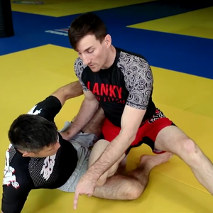 Reshape Your Approach To Dealing With The Seated Guard Using This Snea ...