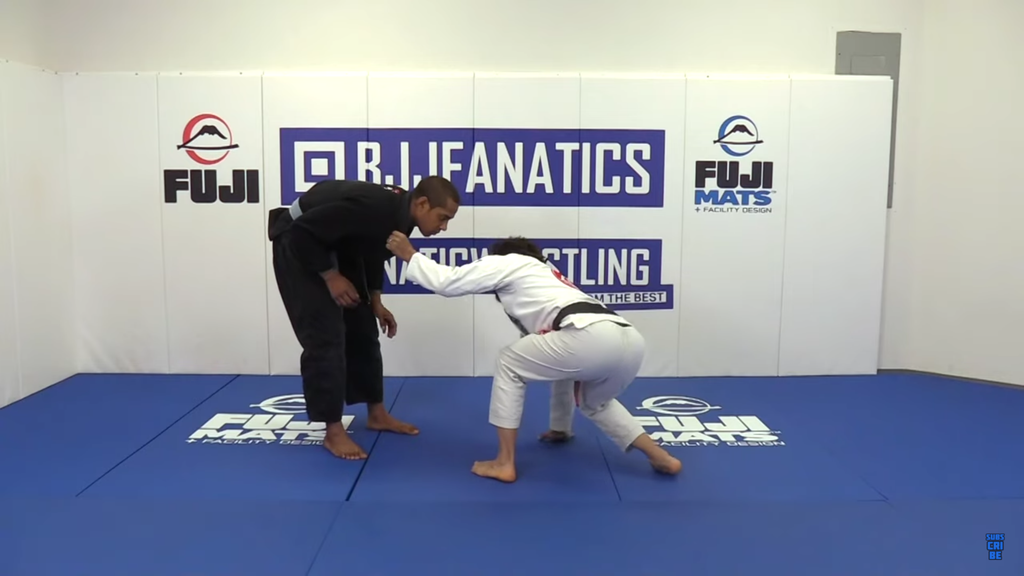 Learning To Pull Guard With Samuel Braga