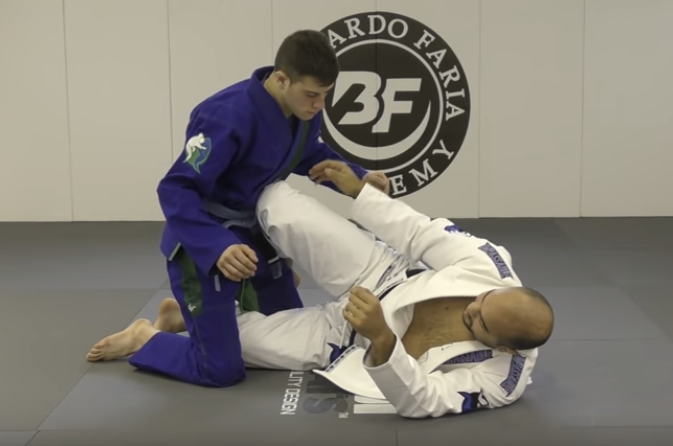 The Principles Of The Knee Shield For BJJ