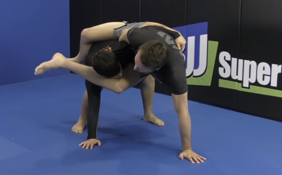 Triangle Choke - Easy To Learn, But Impossible To Apply