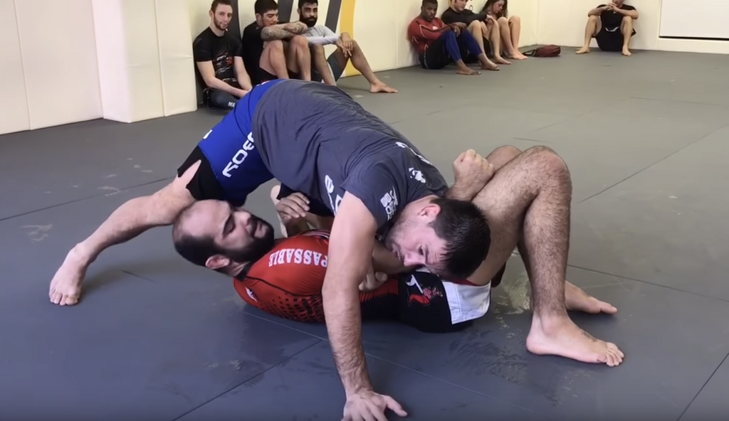 Awesome Arm Bar From UFC Legend Demian Maia