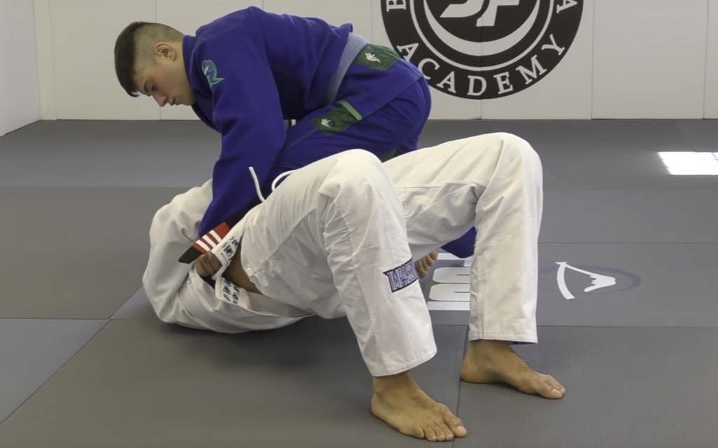 The ONLY Knee On Belly Escape With Bernardo Faria