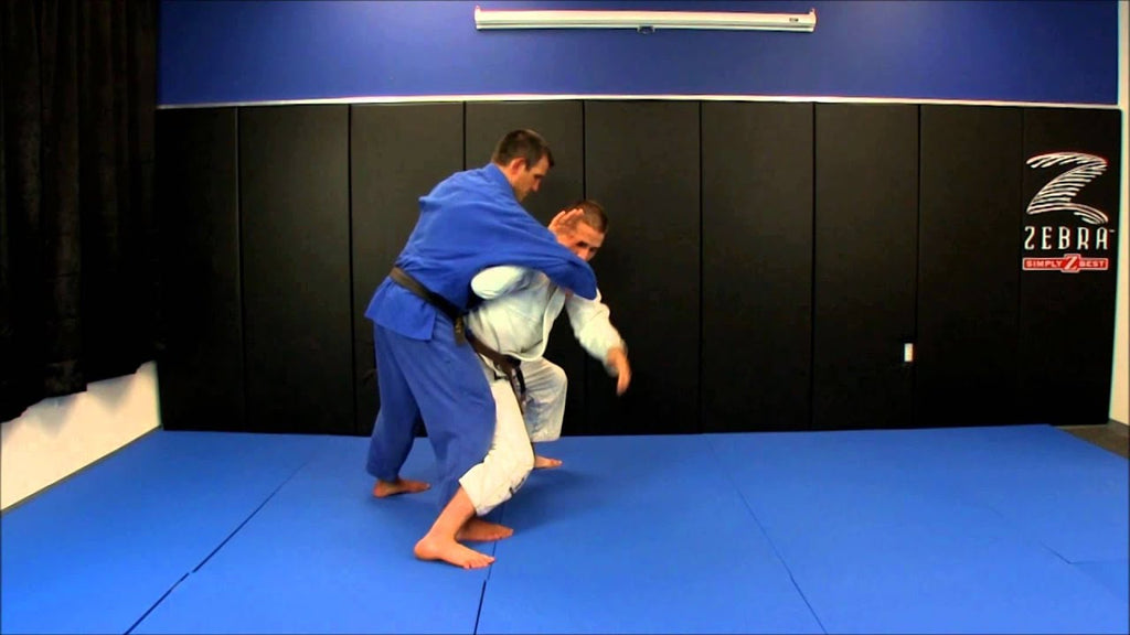 Slam Your Opponents To The Mat With The Tai Otoshi Judo Throw
