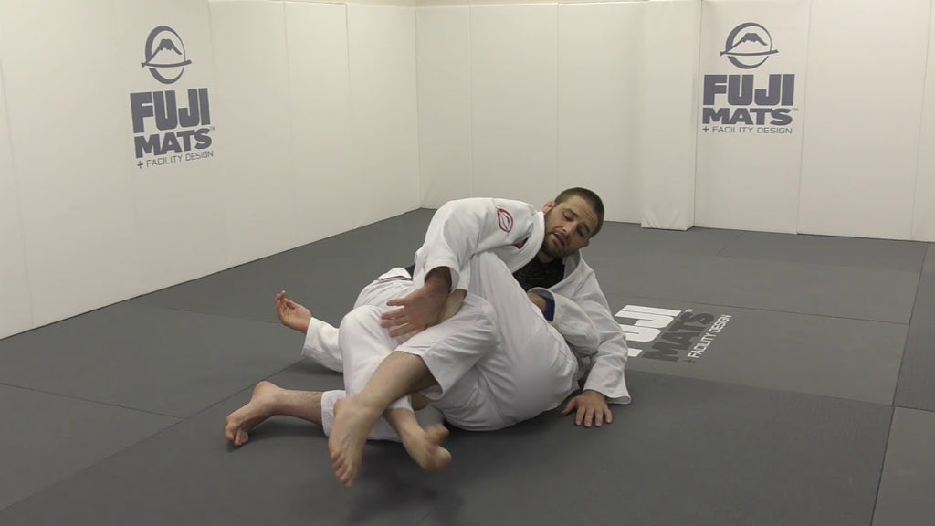 Advice for Passing from the Feet with Travis Stevens