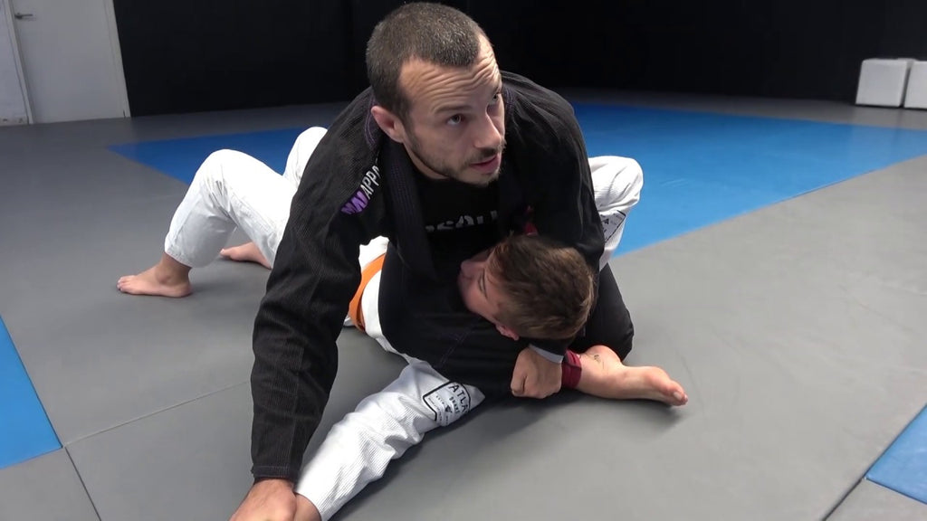 Dominate the Mounted Triangle Position with Lachlan Giles