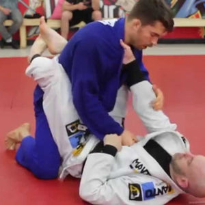 Using The Lapels From Closed Guard – BJJ Fanatics