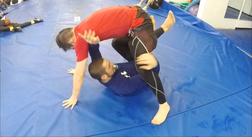 Butterfly Hook Entry to Knee Bar
