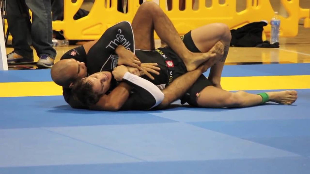 Transitioning from Gi to No Gi: Don’t Skip These 3 Important Reversals from Closed Guard