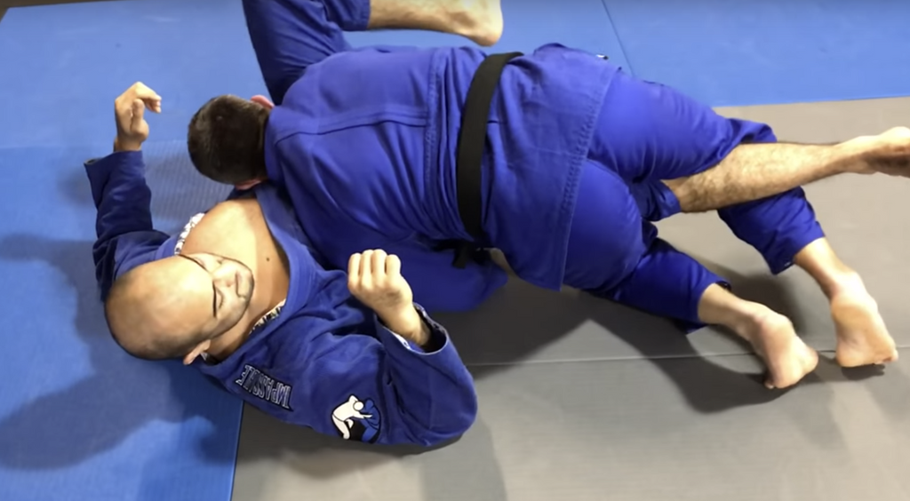 How To Pass The Guard... Like An Olympic Judo Player?