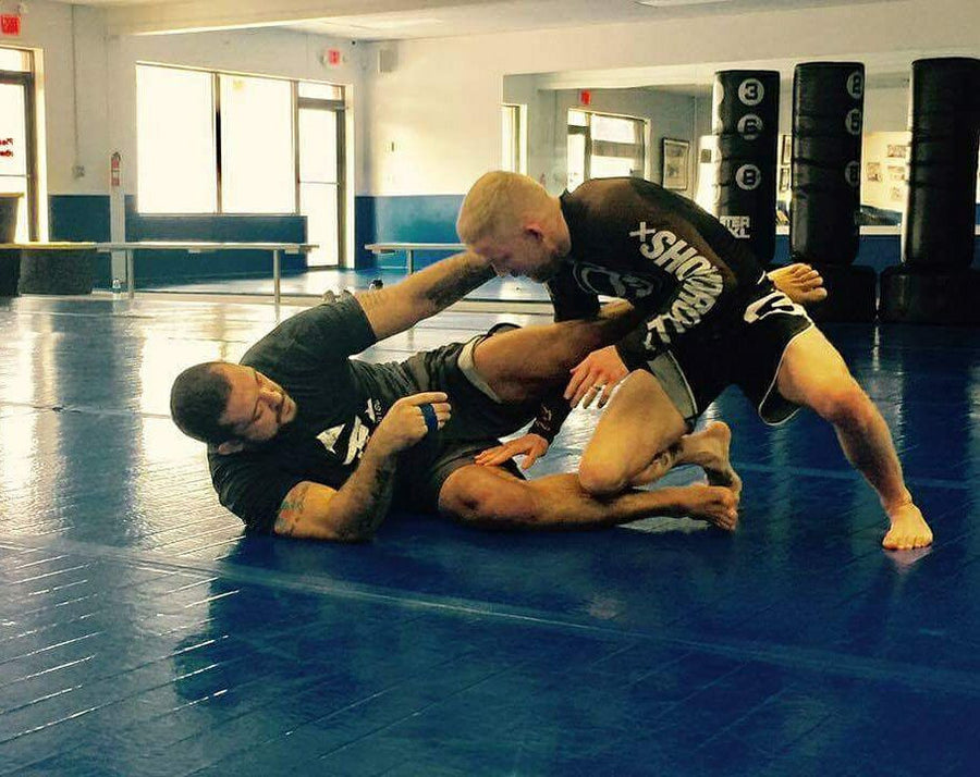 Creating a Default Aggressive Closed Guard