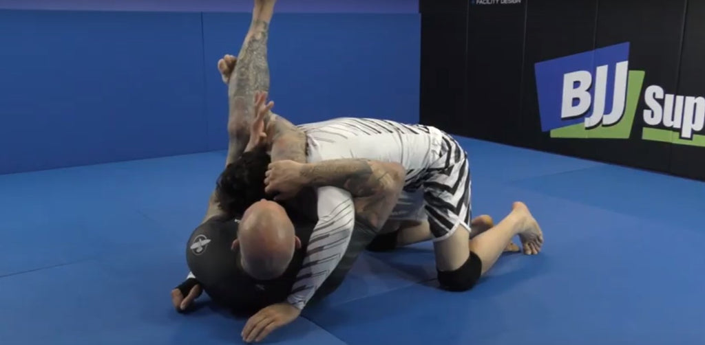 Sneaky Closed Guard Triangle Choke From The Crafty Neil Melanson