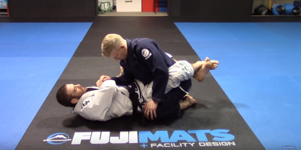 Lose Friends And Alienate Training Partners With This Wrist Lock By Travis Stevens!