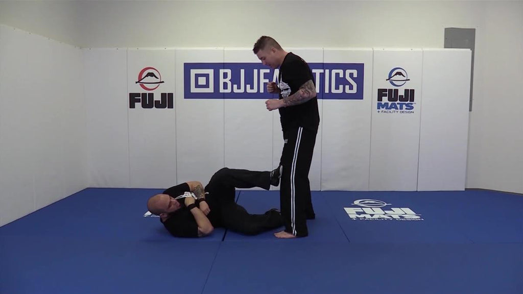 Krav Maga Close Range Fighting On The Streets by Frass Azab – BJJ Fanatics